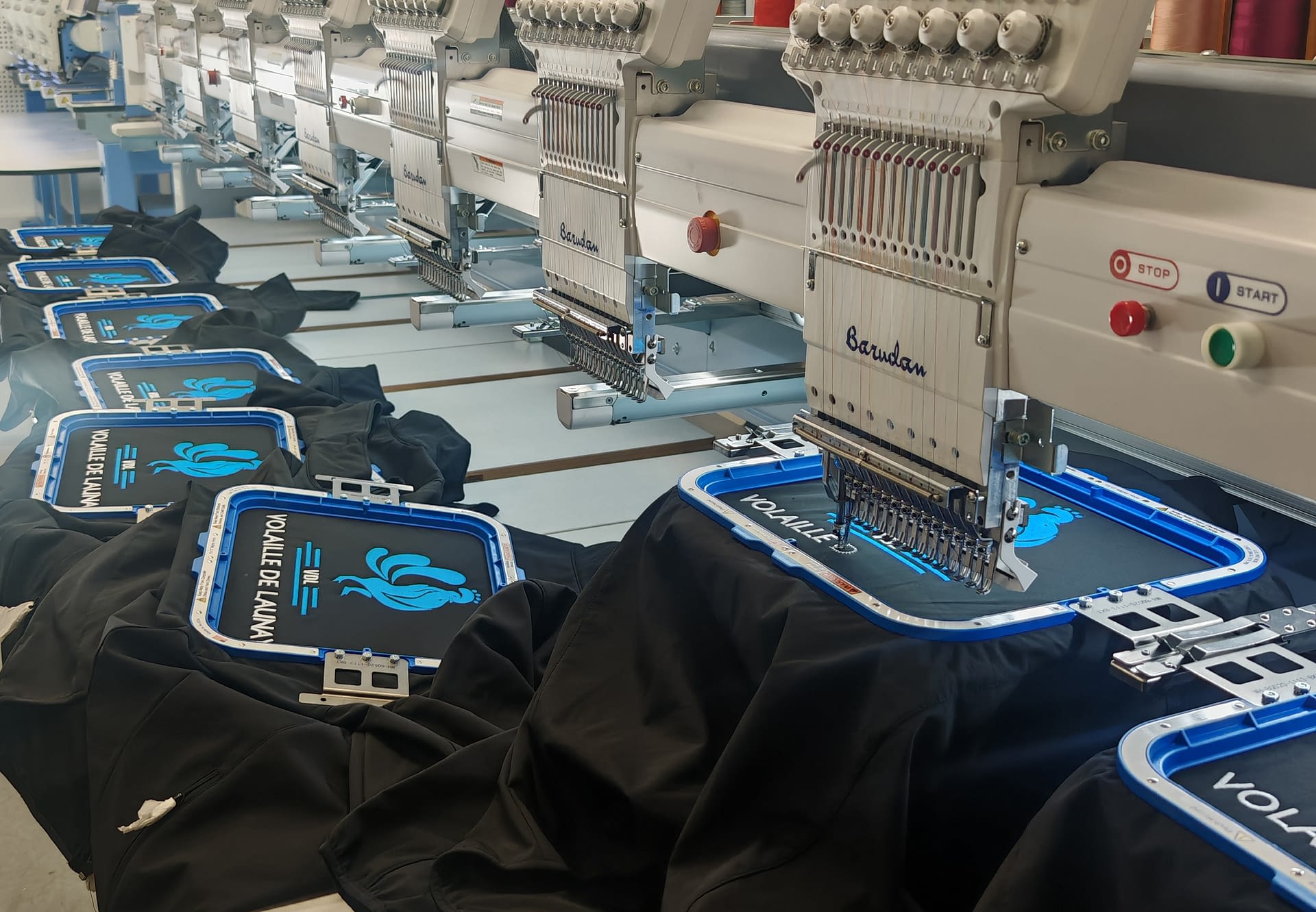 Atelier de broderie textile ID PUB à Vitré